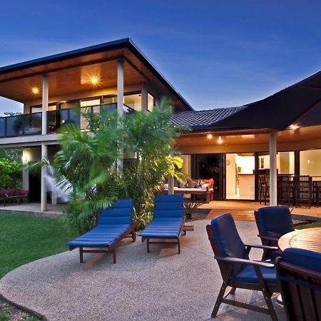 The Palms On Hamilton Island Villa Exteriör bild